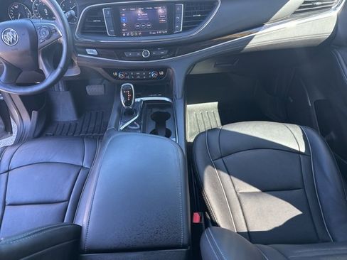 Certified 2021 Buick Enclave Avenir w/ Avenir Technology Package image 5