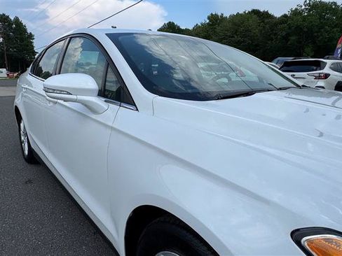 Used 2015 Ford Fusion S FWD image 16