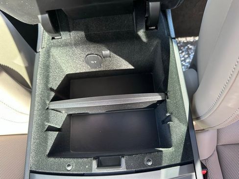 Used 2026 Porsche Panamera 4 image 25