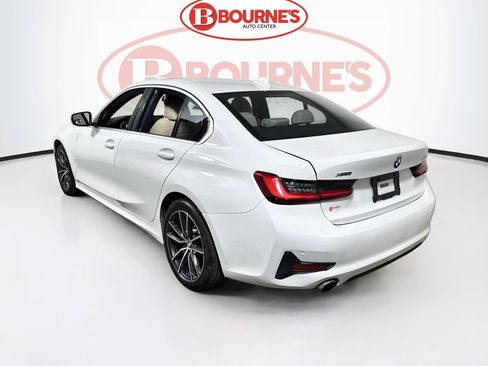 Used 2019 BMW 330i xDrive Sedan w/ Convenience Package AWD/4WD image 9