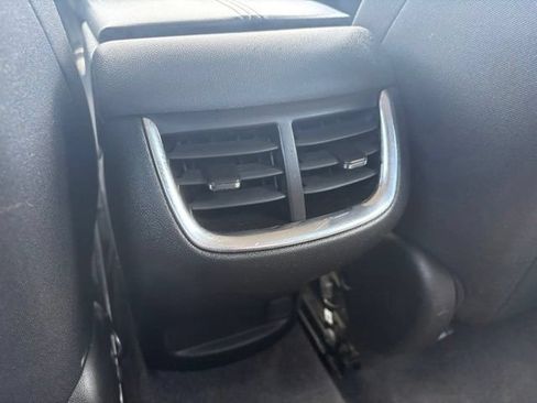 Used 2022 Chevrolet Malibu LT FWD image 25