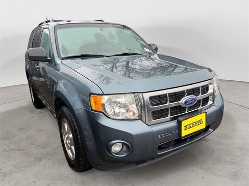 Used 2011 Ford Escape XLT w/ Convenience Group image 25