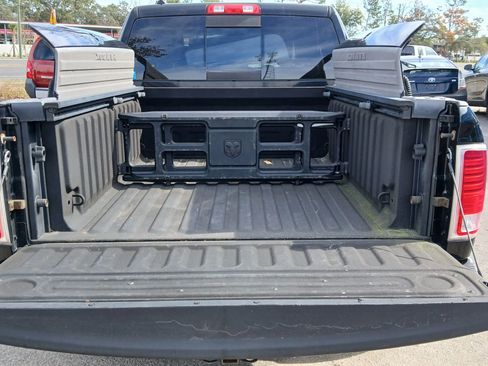 Used 2014 RAM 1500 Laramie w/ Convenience Group image 6