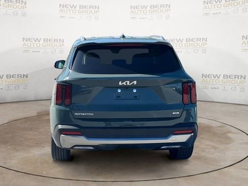 New 2026 Kia Sorento EX FWD image 4