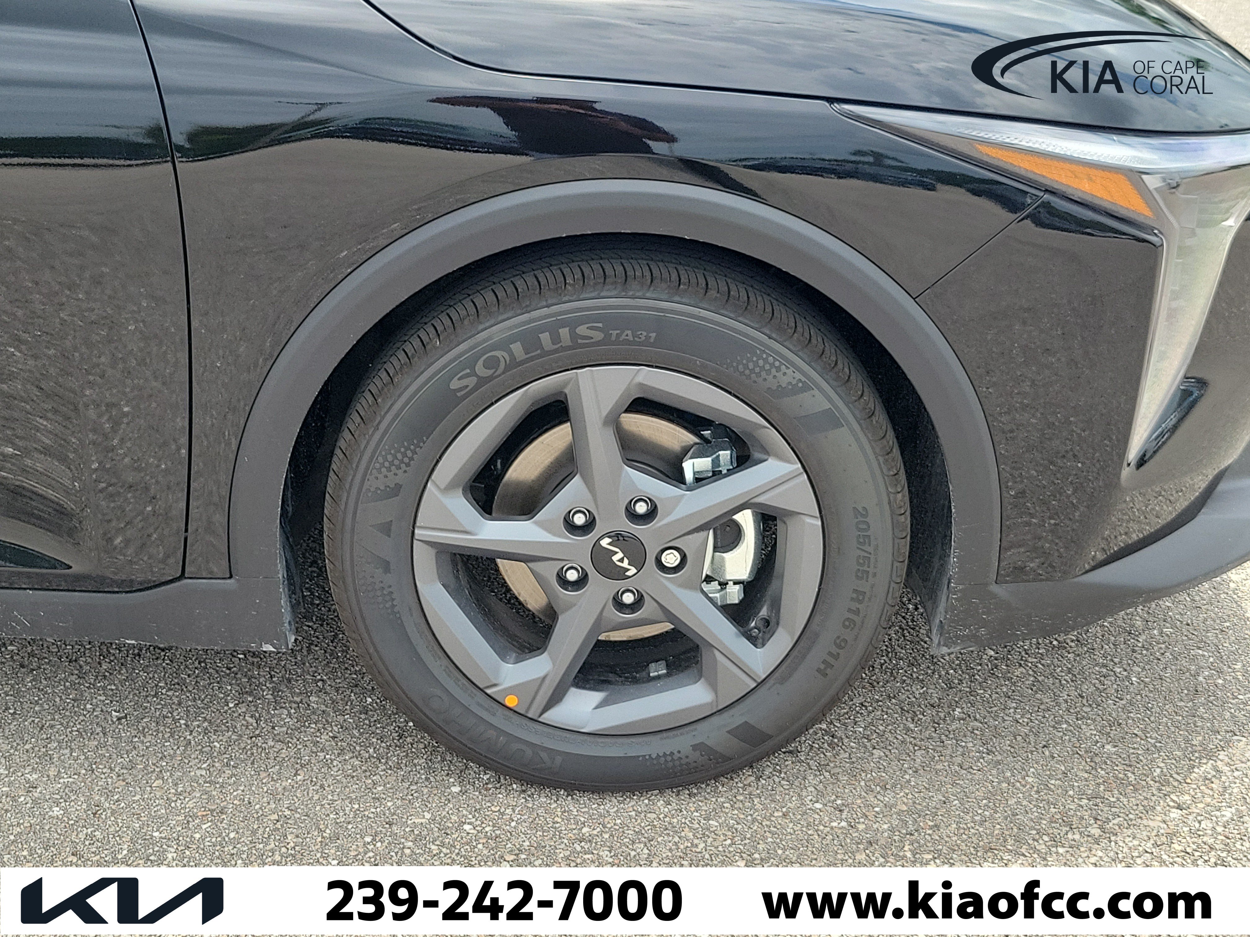 New 2026 Kia K4 FWD image 7