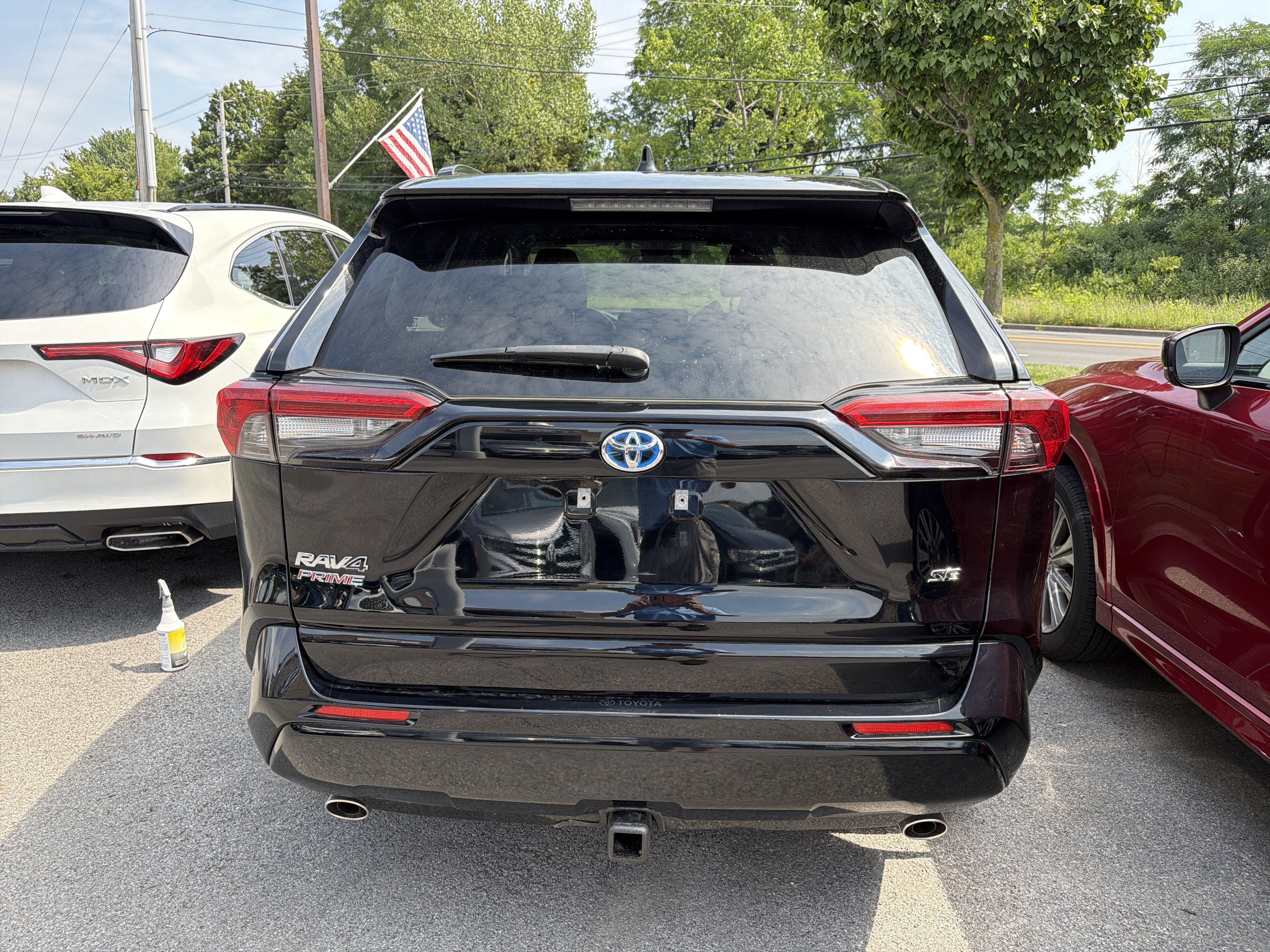Used 2021 Toyota RAV4 SE w/ Weather & Moonroof Package AWD/4WD image 6