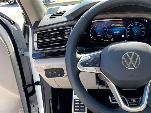 New 2026 Volkswagen Atlas SEL Premium R-Line AWD/4WD image 24