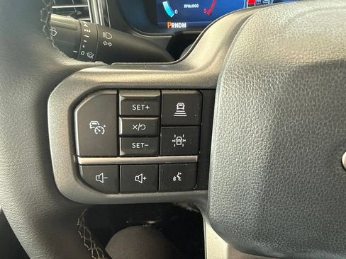 Used 2025 Ford F350 Lariat w/ Lariat Ultimate Package AWD/4WD image 16