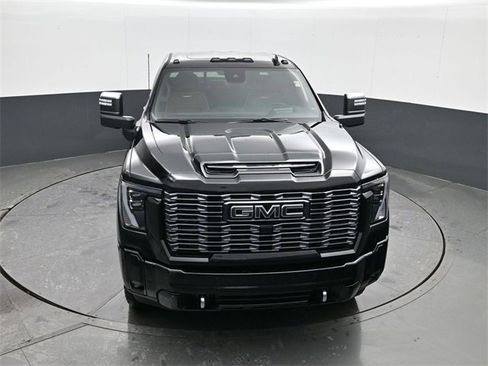 Certified 2025 GMC Sierra 2500 Denali Ultimate image 14