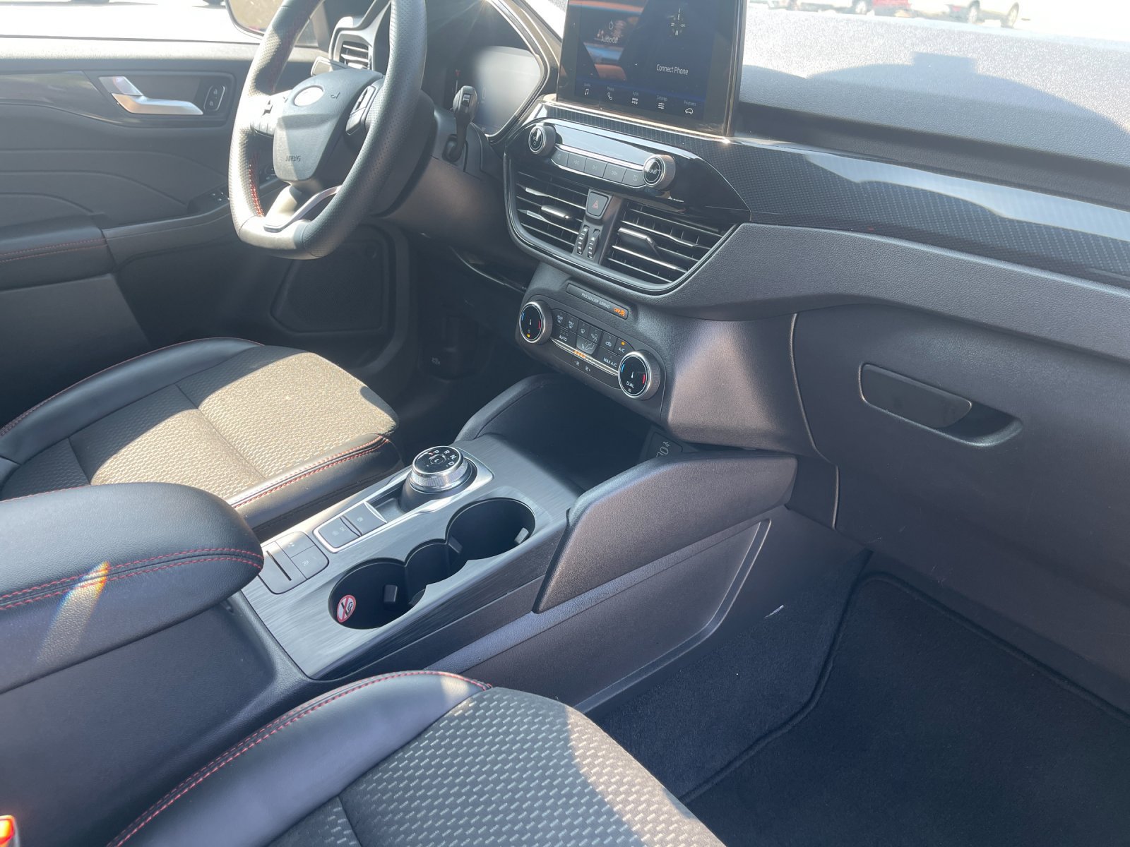 Used 2026 Ford Escape ST-Line AWD/4WD image 19