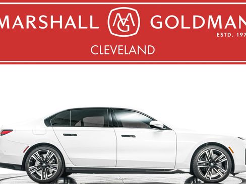 Used 2024 BMW 760i xDrive w/ Executive Package AWD/4WD image 1