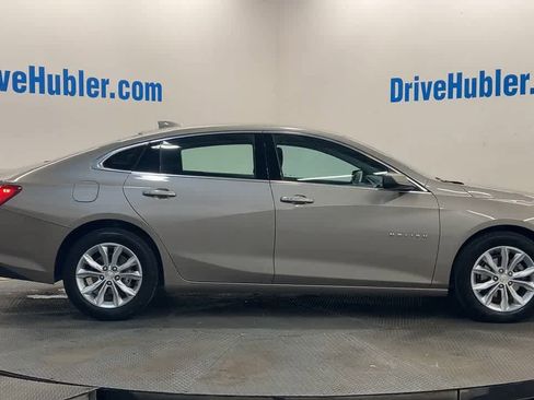 Used 2023 Chevrolet Malibu LT image 2