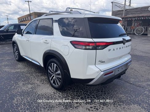 Used 2022 Nissan Pathfinder Platinum w/ Cargo Package AWD/4WD image 8