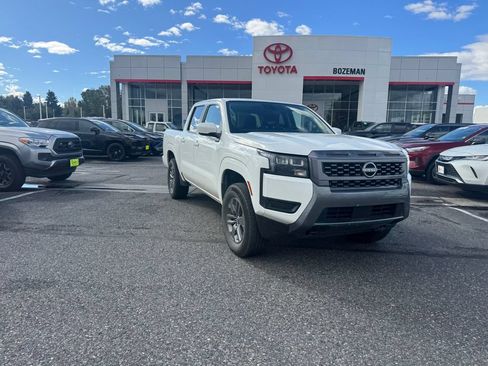 Used 2026 Nissan Frontier SV AWD/4WD image 1