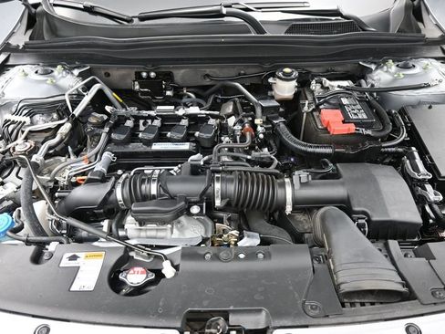 Used 2019 Honda Accord LX image 39