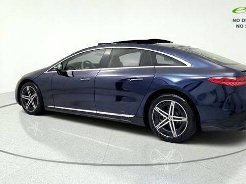 Used 2023 Mercedes-Benz EQS 580 4MATIC Sedan image 6