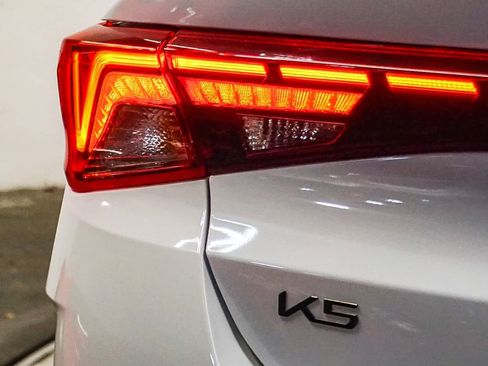 Used 2024 Kia K5 GT w/ GT1 Package image 11