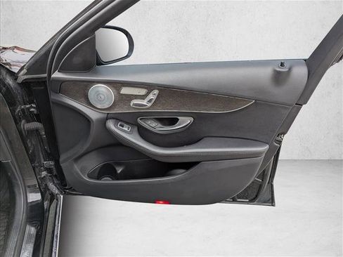 Used 2019 Mercedes-Benz C 300 4MATIC Sedan image 27