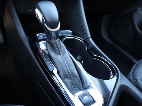 Used 2024 Buick Encore GX Sport Touring image 23