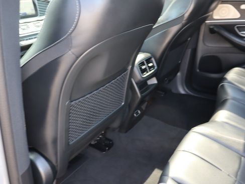 Used 2026 Mercedes-Benz GLE 580 4MATIC w/ Driver Assistance Package image 24