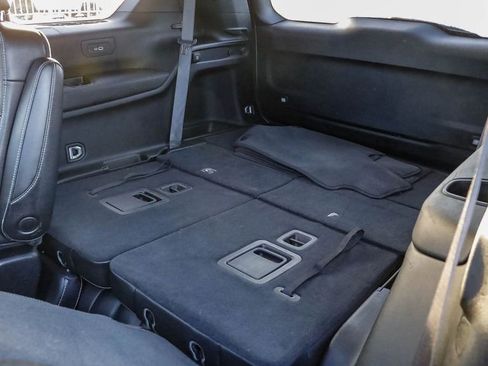 Certified 2024 Jeep Grand Cherokee L Limited w/ Luxury Tech Group II image 57