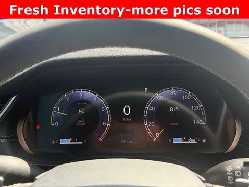 Used 2025 Jeep Grand Cherokee Limited AWD/4WD image 6