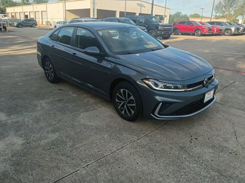 Used 2025 Volkswagen Jetta S FWD image 6