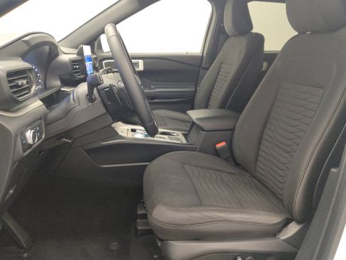Used 2020 Ford Explorer XLT image 17