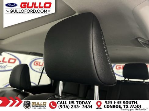 Used 2023 Toyota 4Runner Limited AWD/4WD image 17