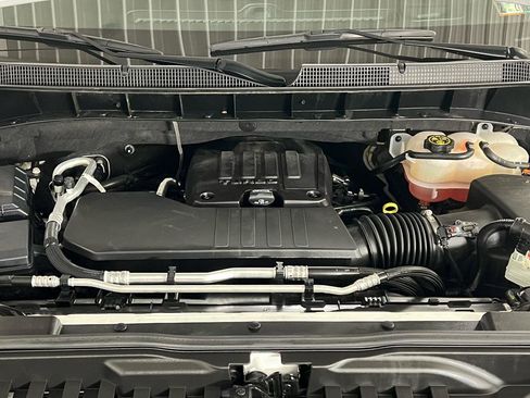 Used 2023 Chevrolet Silverado 1500 Custom w/ LPO, Dark Essentials Package image 9