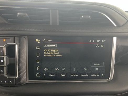 Used 2023 GMC Yukon XL Denali image 41