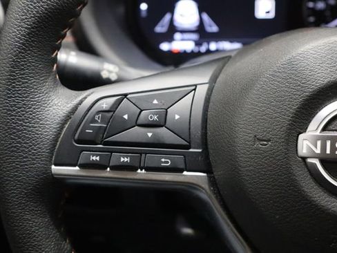Used 2022 Nissan Kicks SR FWD image 23
