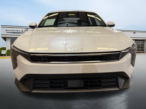 Used 2025 Kia K4 EX image 8