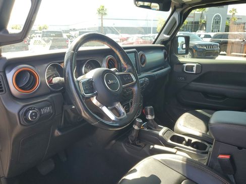 Used 2022 Jeep Gladiator Mojave w/ LED Lighting Group AWD/4WD image 11