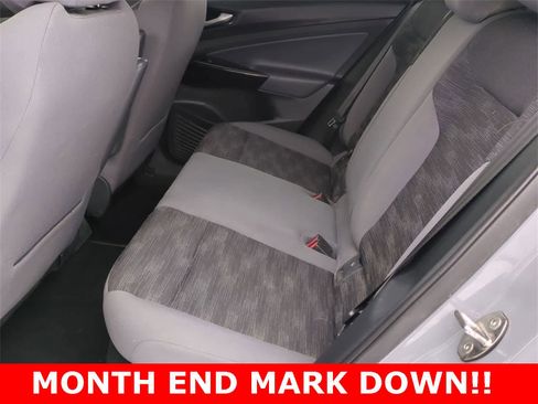 Used 2022 Volkswagen ID.4 Pro image 18