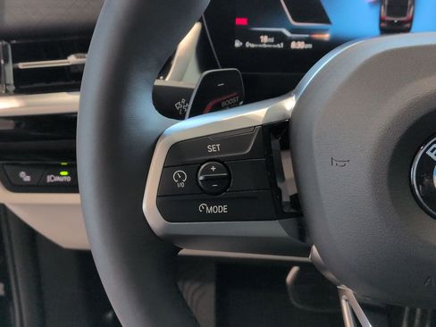 Used 2026 BMW X2 xDrive28i w/ Technology Package image 19