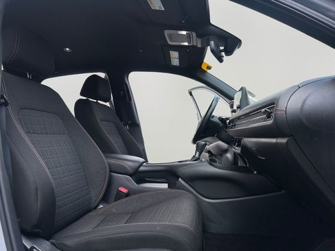 Used 2025 Honda HR-V Sport image 23