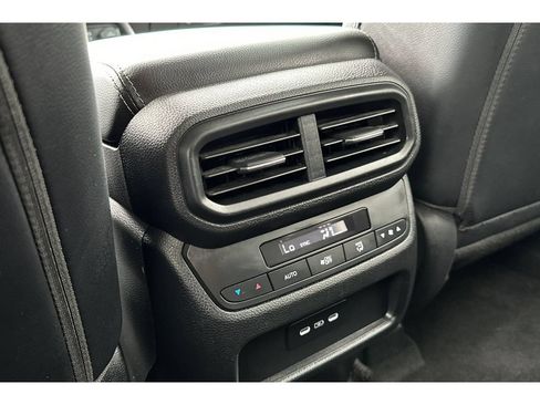 Used 2025 Honda Pilot EX-L image 45