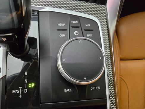 Used 2021 BMW M440i Convertible w/ Premium Package RWD image 35