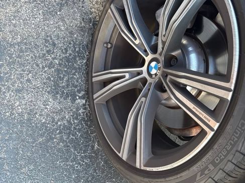 Certified 2024 BMW 330i Sedan w/ Premium Package RWD image 8