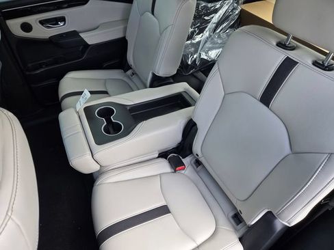 New 2026 Honda Pilot EX-L image 19