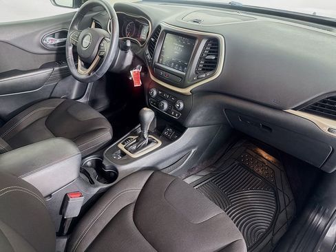 Used 2016 Jeep Cherokee Latitude w/ Safety/Convenience Group image 35