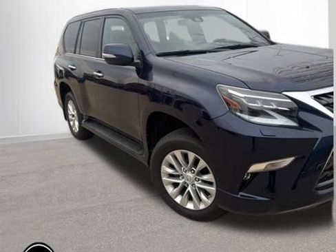 Used 2022 Lexus GX 460 Premium w/ Premium Package image 3