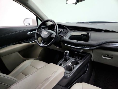 Used 2019 Cadillac XT4 Luxury FWD image 24