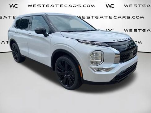 New 2026 Mitsubishi Outlander LE FWD image 29