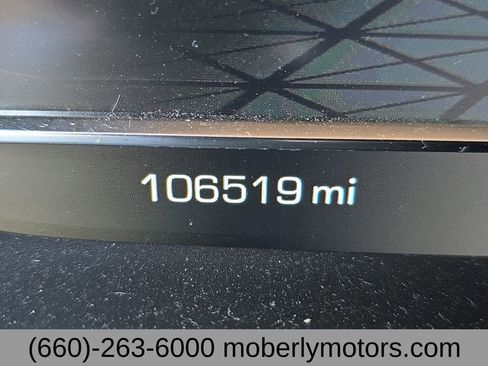 Used 2022 GMC Yukon XL Denali w/ Denali Ultimate Package AWD/4WD image 2