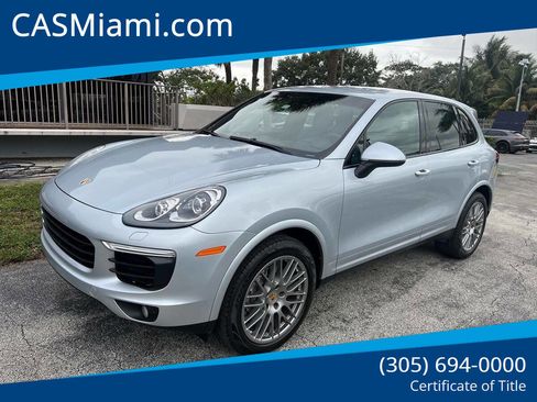 Used 2018 Porsche Cayenne Platinum Edition image 1