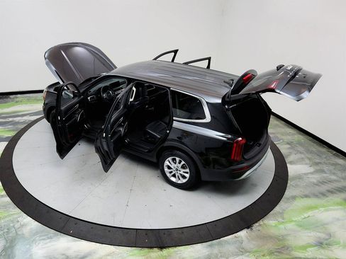 Used 2022 Kia Telluride LX FWD image 37