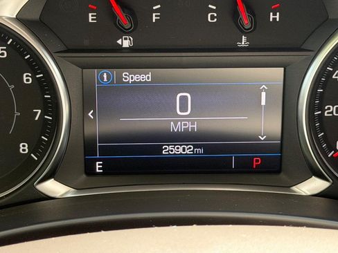 Used 2022 GMC Terrain SLE w/ Driver Convenience Package FWD image 20