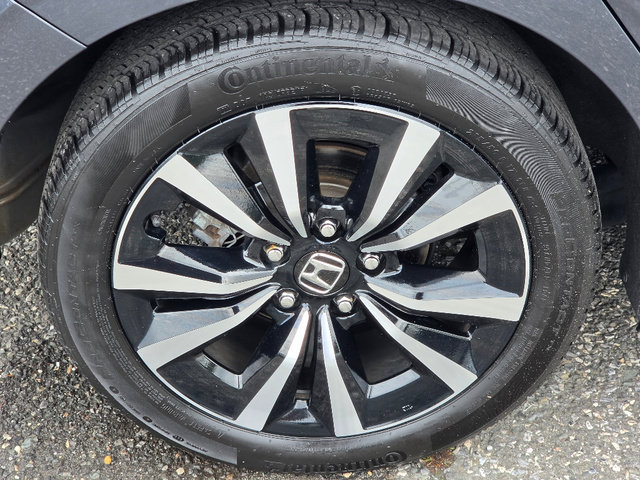 Used 2024 Honda Civic EX-L image 13